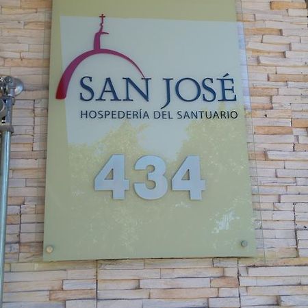 מלון San Nicolás de los Arroyos San Jose - Hospederia Del Santuario מראה חיצוני תמונה